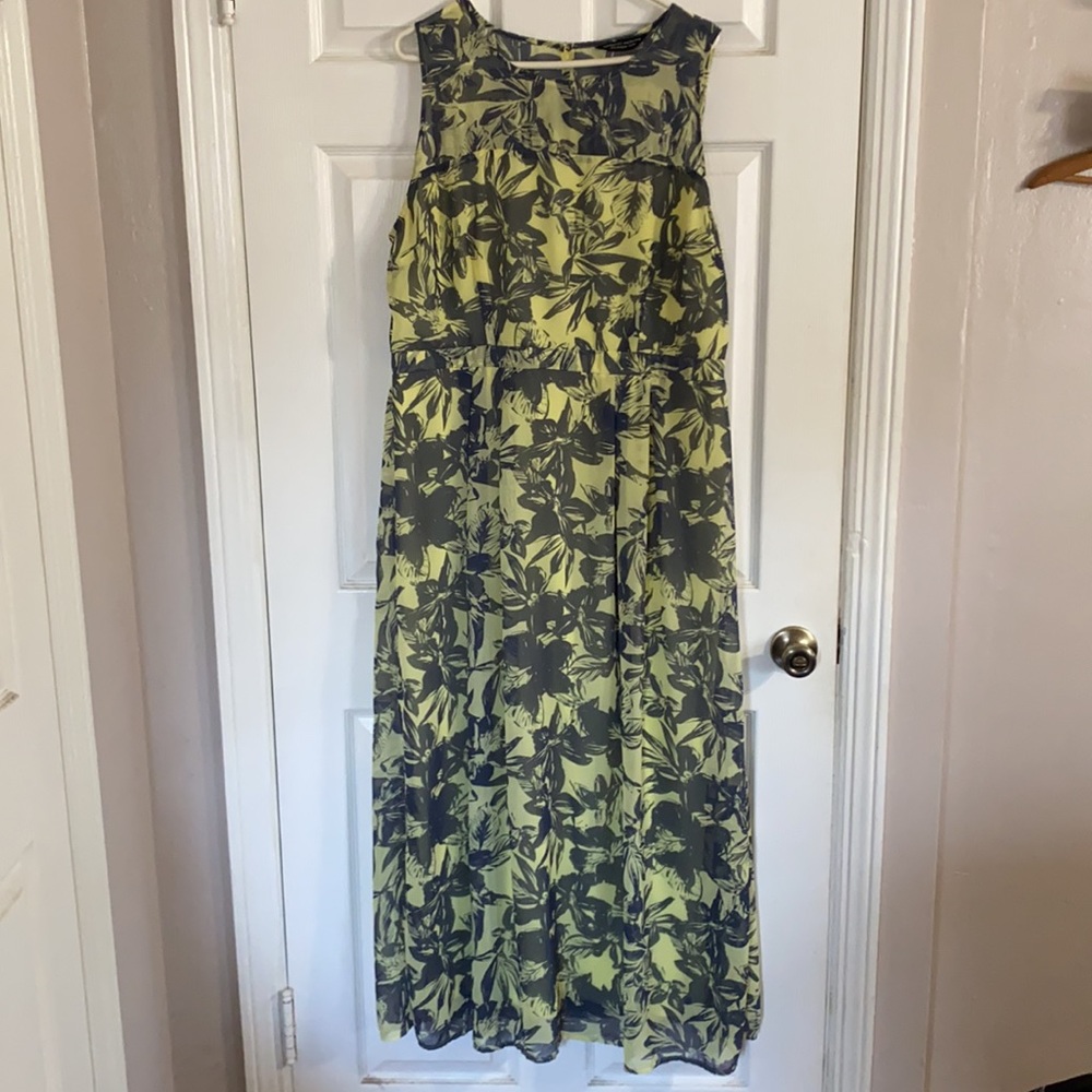 Dorothy Perkins rayon maxi dress